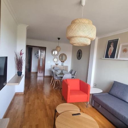 Ferienwohnung Piso Zona Hospital 6 Personas Oviédo Exterior foto