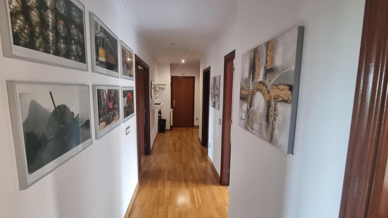 Ferienwohnung Piso Zona Hospital 6 Personas Oviédo Exterior foto